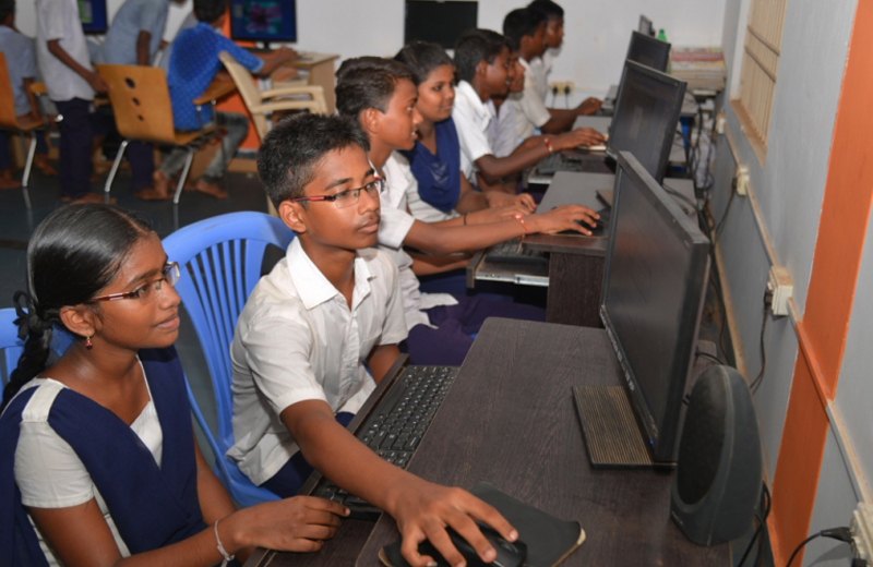 Computer Literacy Initiative for Comprehensive Knowledge